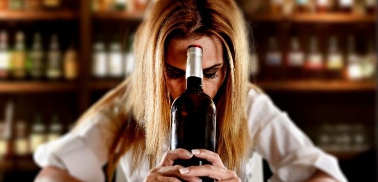Predyspozycje do alkoholizmu – co zwiększa ryzyko uzależnienia od alkoholu?